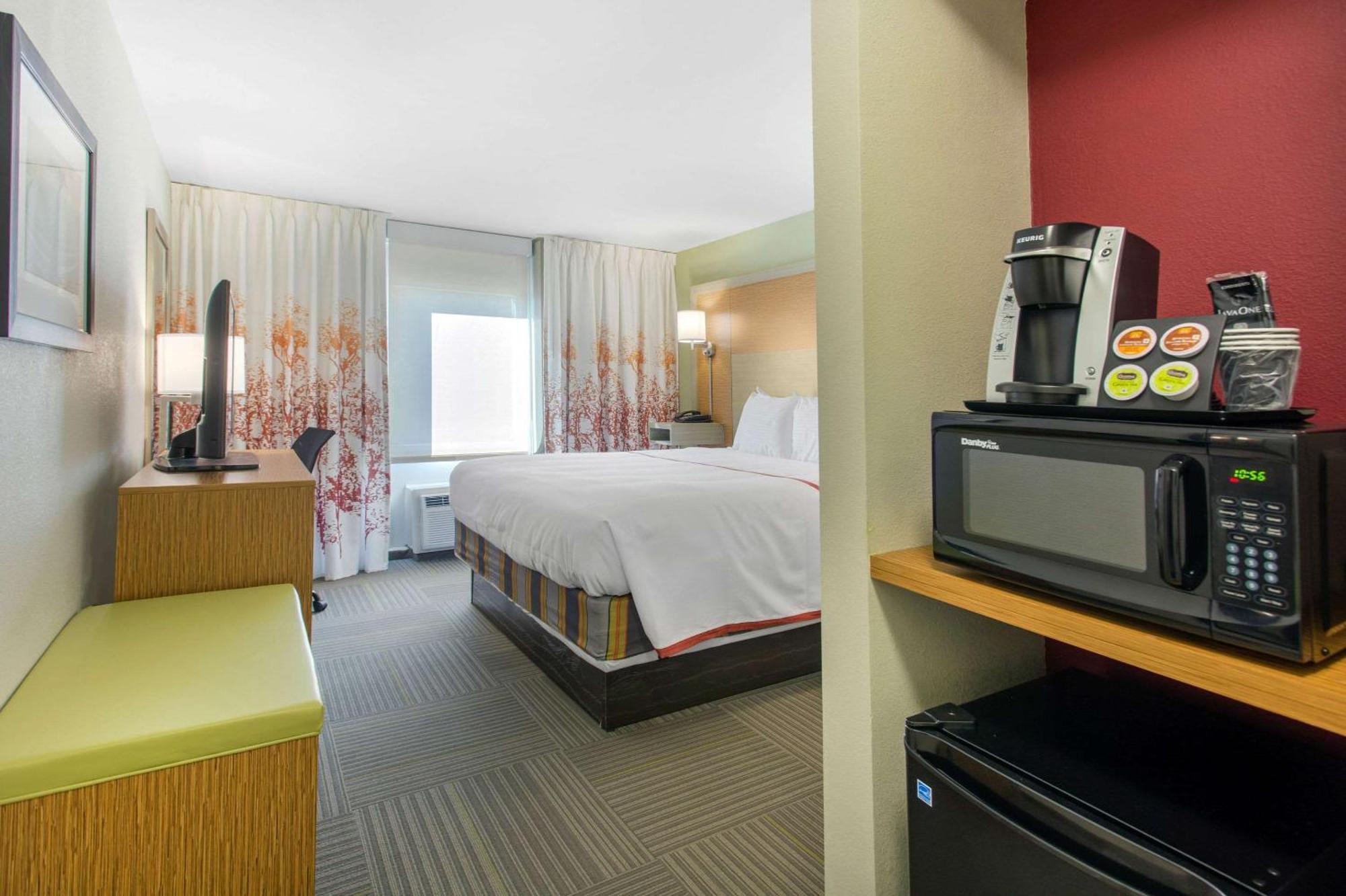 Gallus Stadium Park Inn, Ascend Hotel Collection Columbia Exterior photo