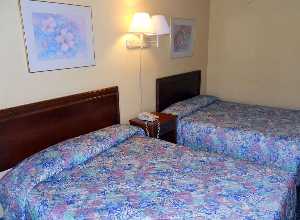 Gallus Stadium Park Inn, Ascend Hotel Collection Columbia Room photo